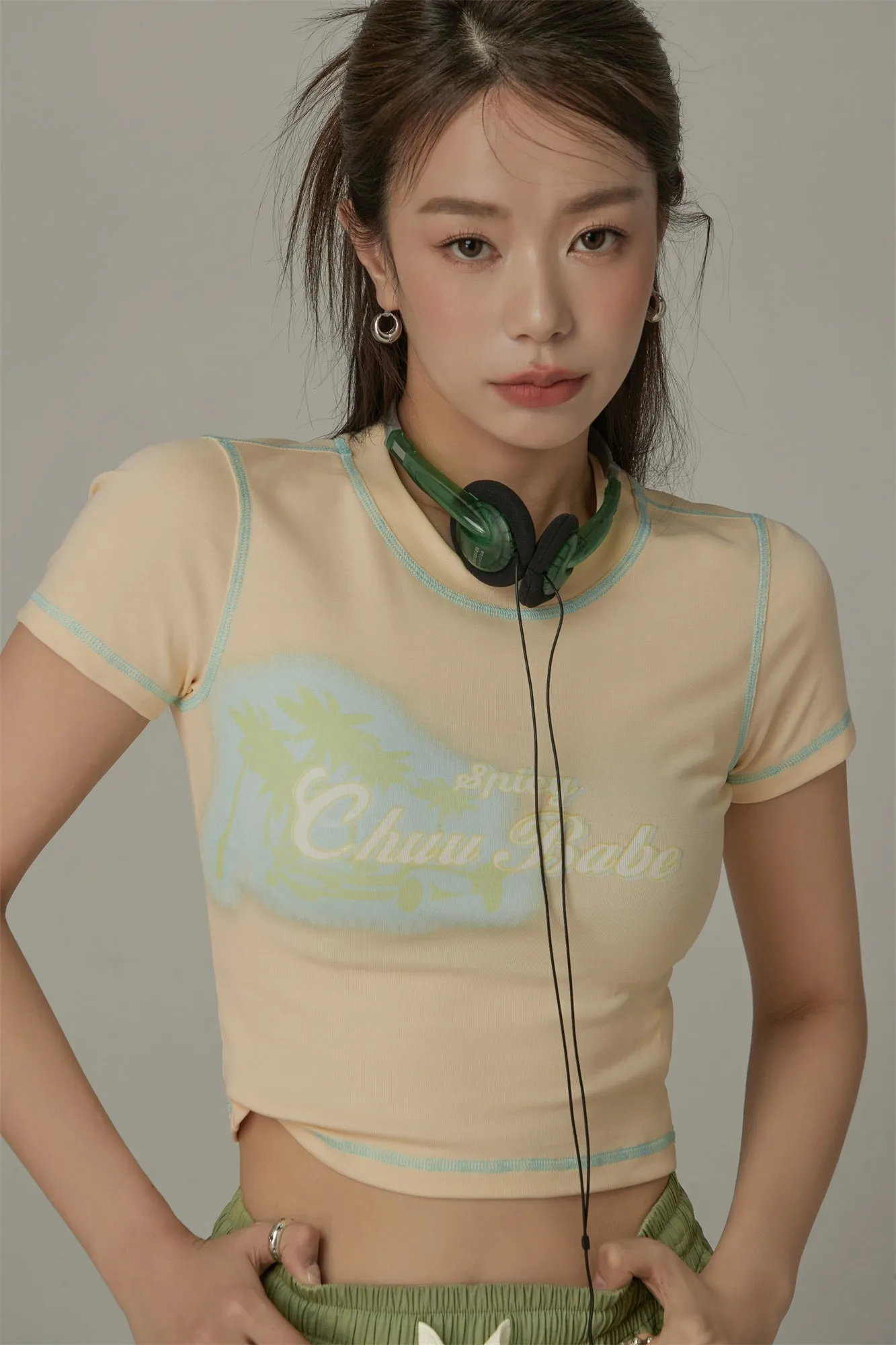 Chuu Babe Color Line Short Sleeve Crop T-Shirt