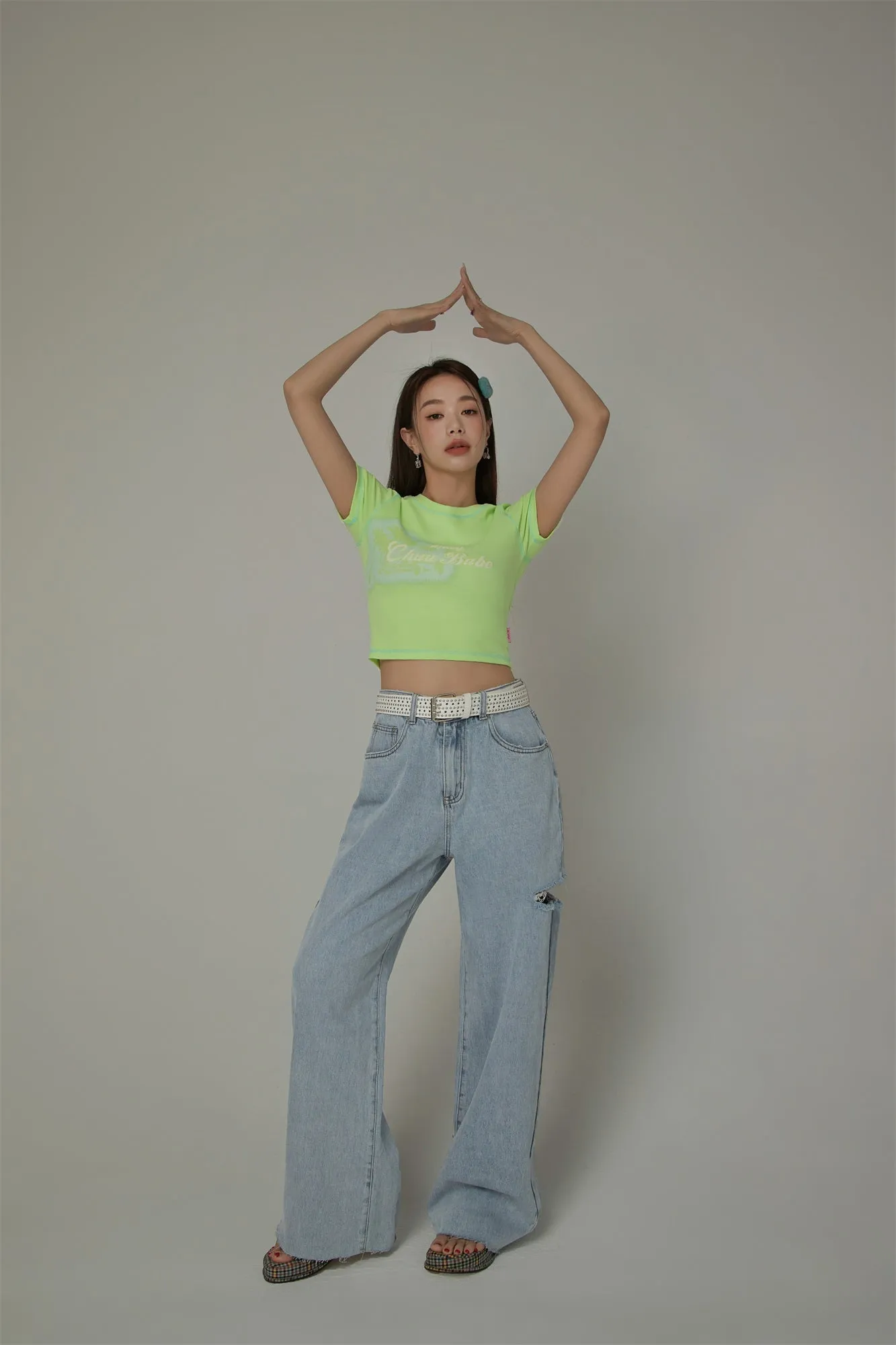 Chuu Babe Color Line Short Sleeve Crop T-Shirt