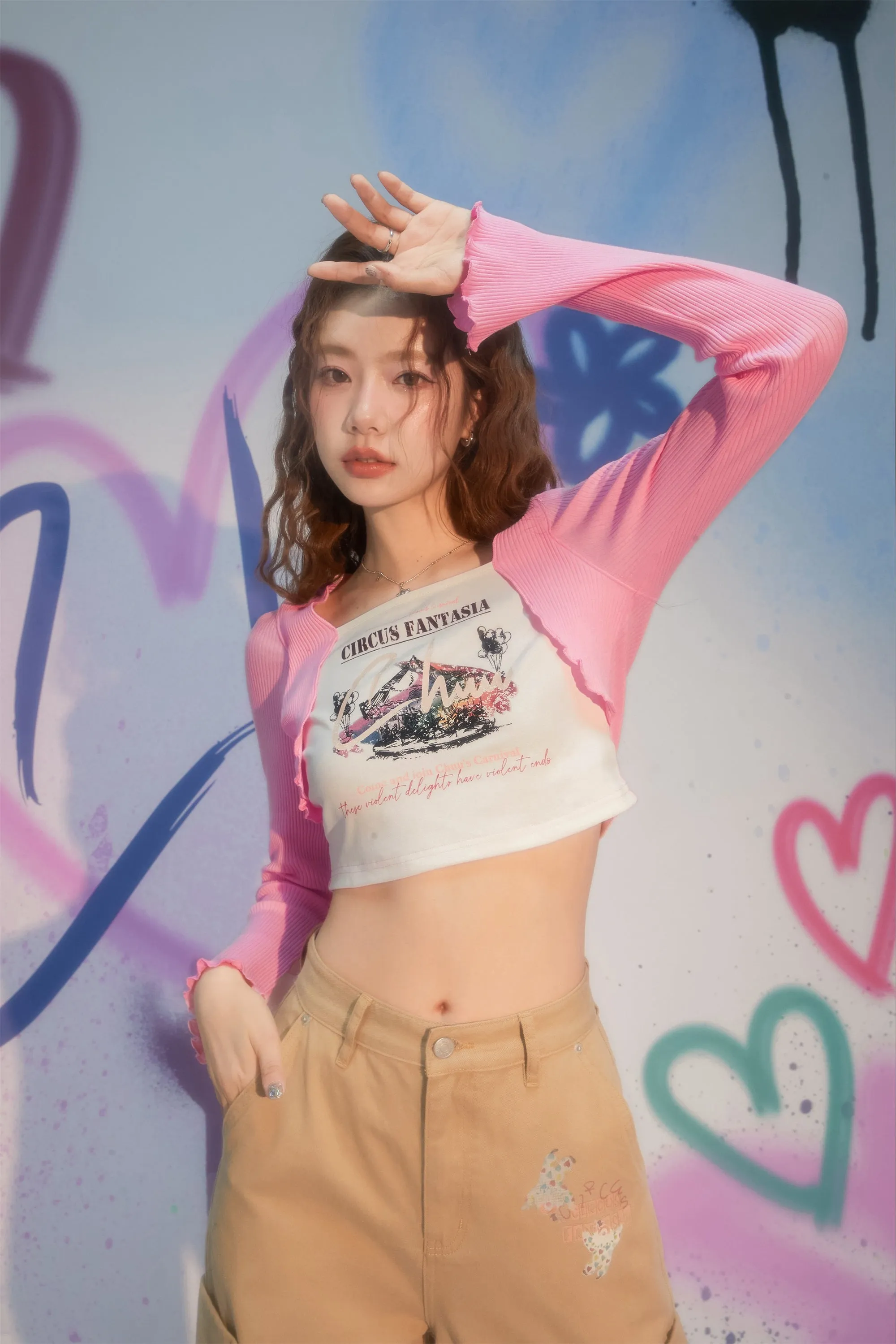 Chuu Circus Color Cropped T-Shirt