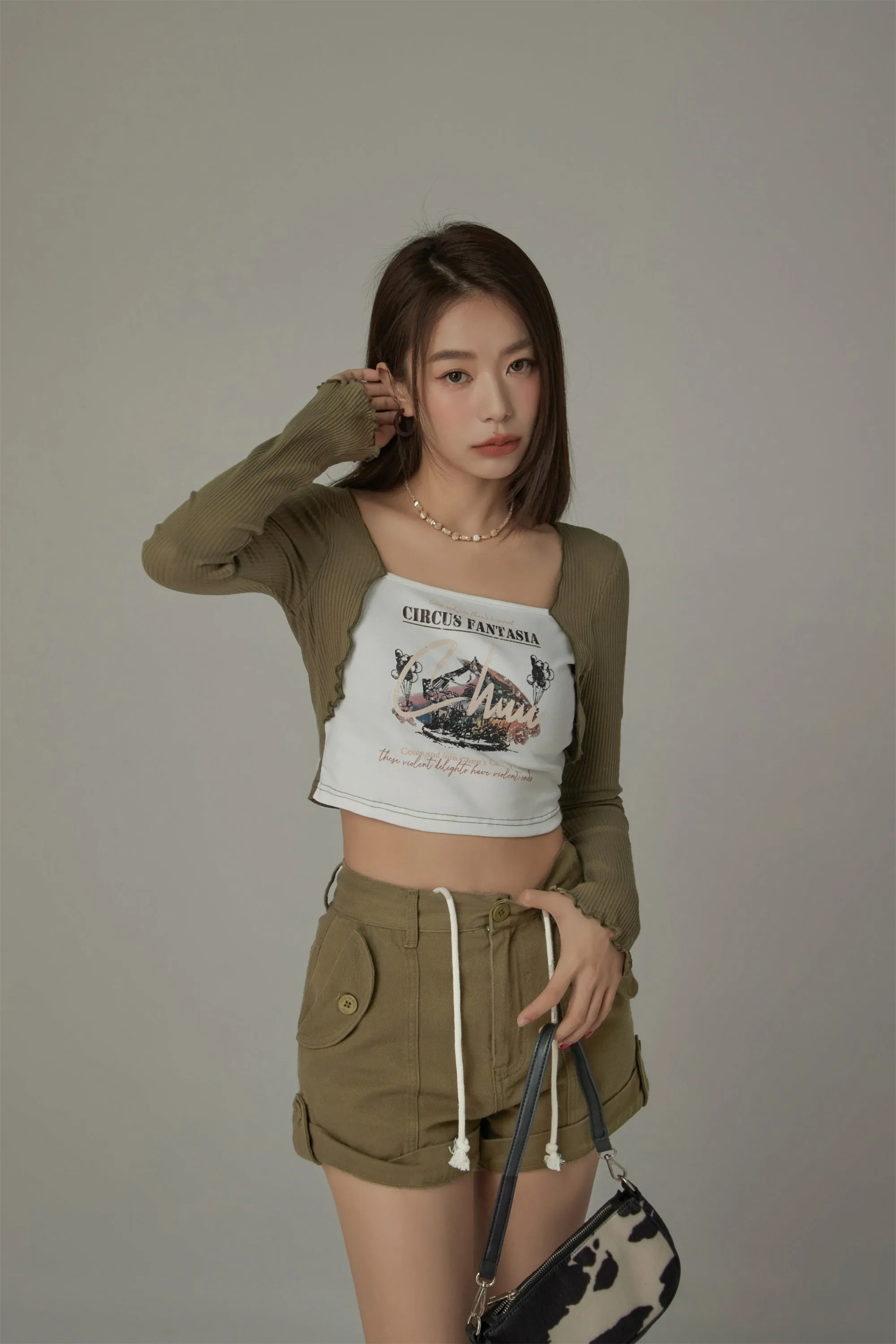 Chuu Circus Color Cropped T-Shirt