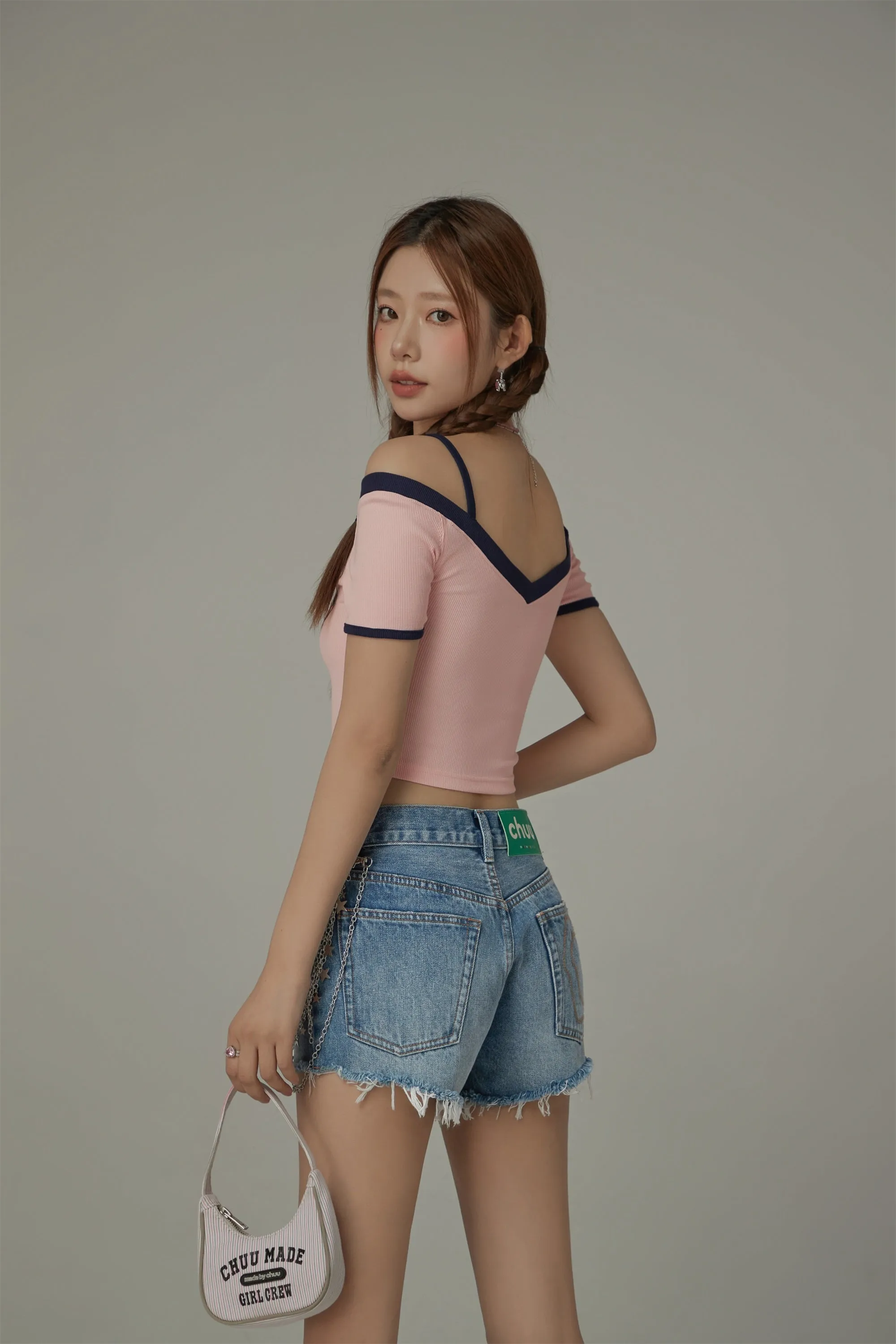 Chuu Lettering Off-The-Shoulder Crop T-Shirt