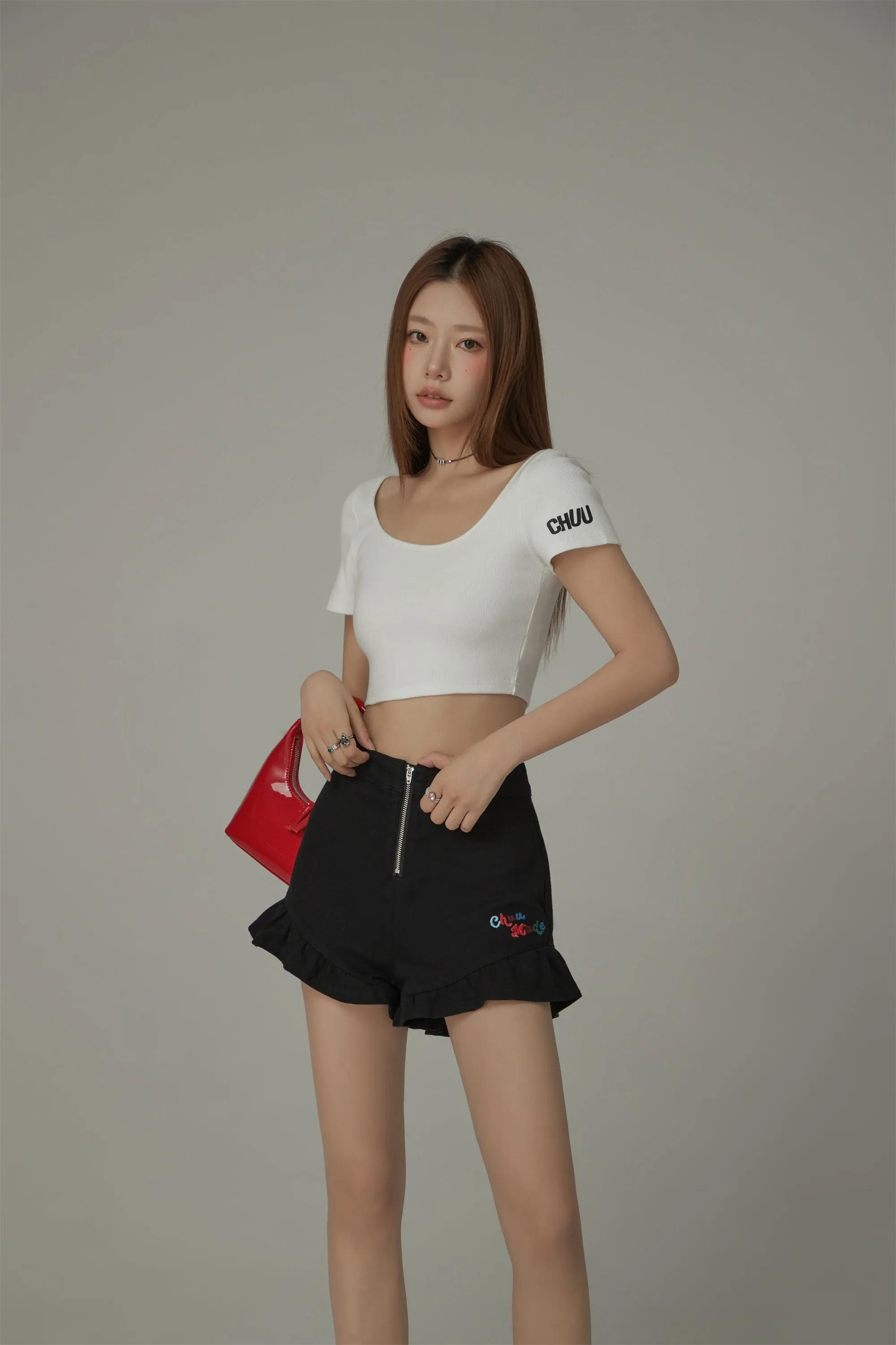 Chuu Sleeve Lettering Big U Neck Crop T-Shirt