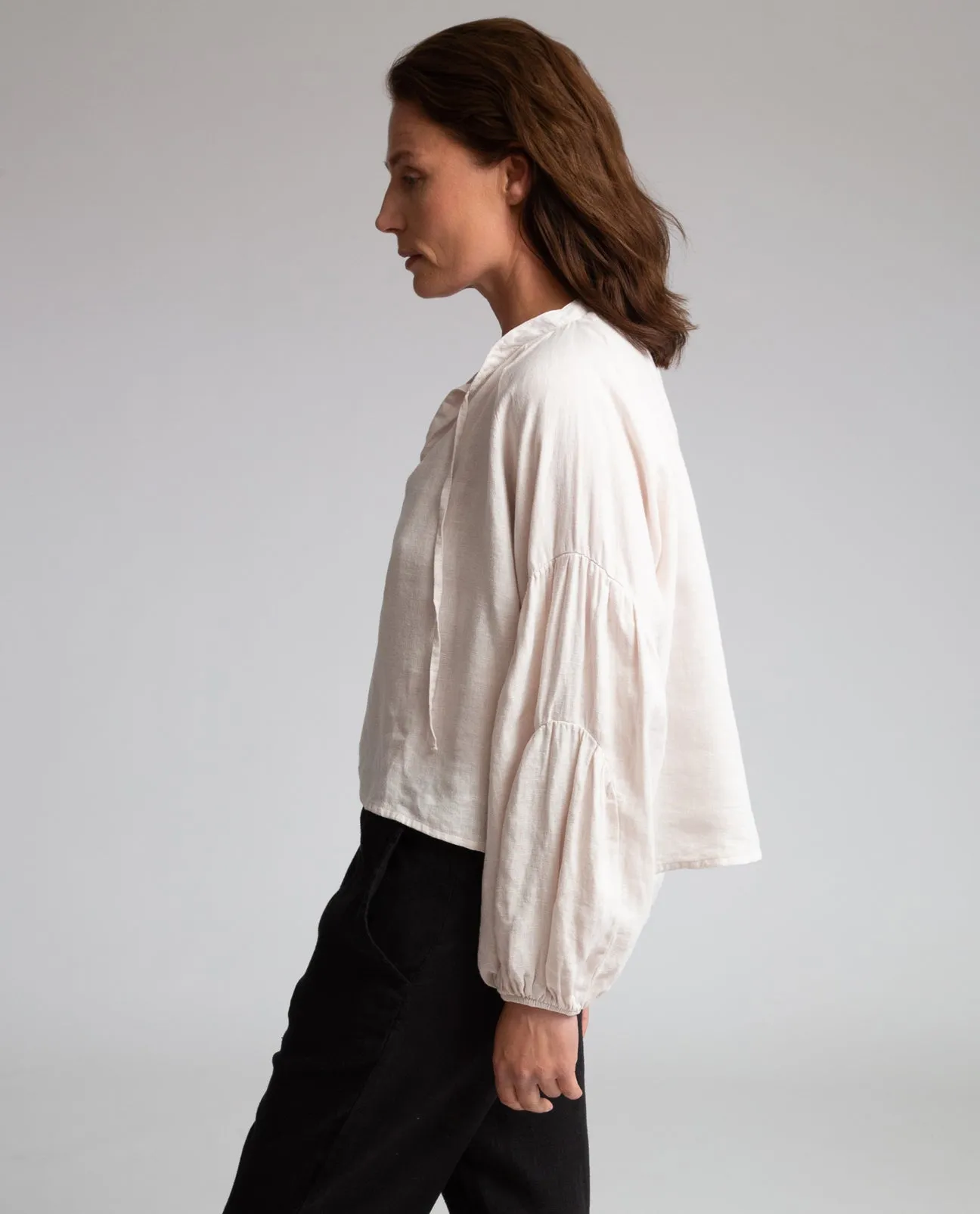 Francesca Linen Top In Perfectly Pale