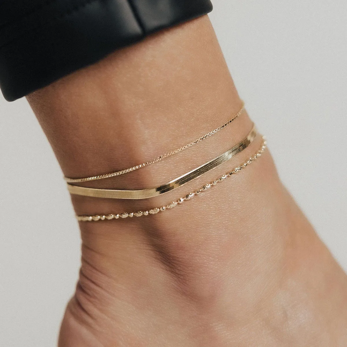 Hera Gold Layering Anklet Set