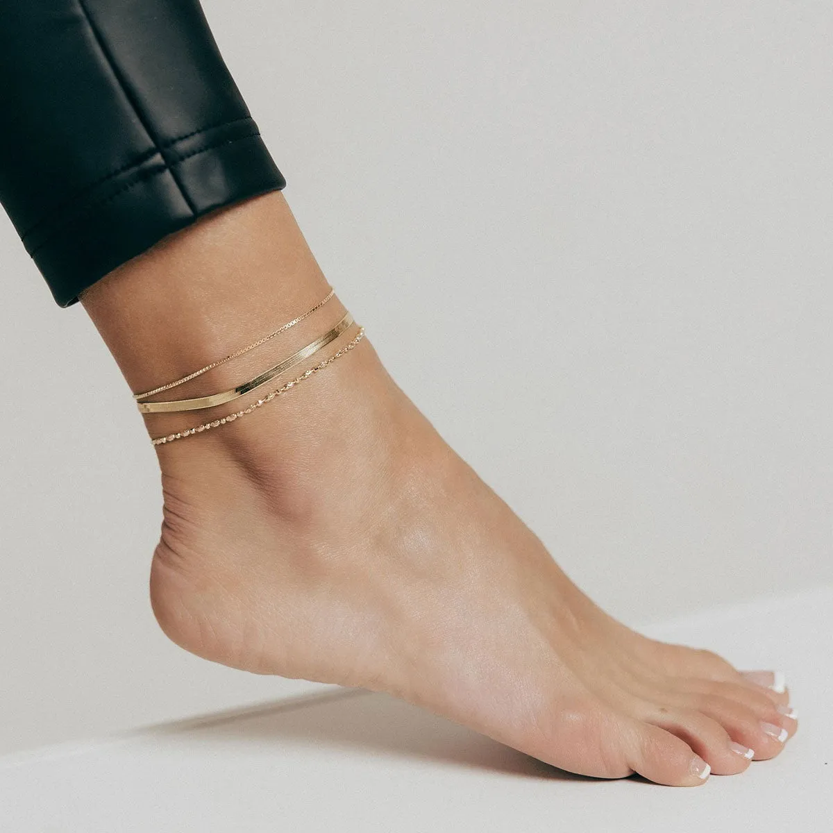 Hera Gold Layering Anklet Set