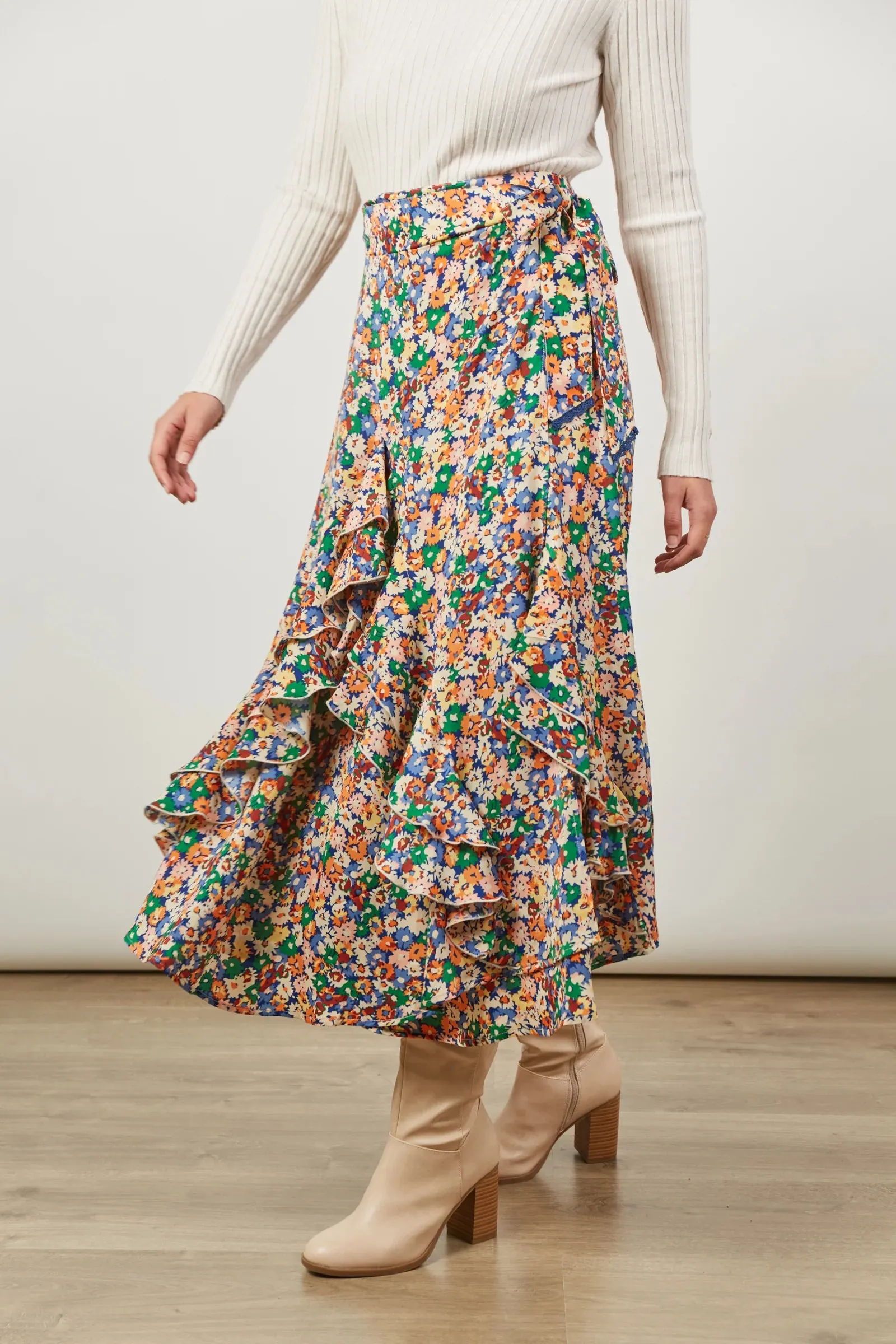 ISLE OF MINE Romance Wrap Skirt MEADOW BLOOM