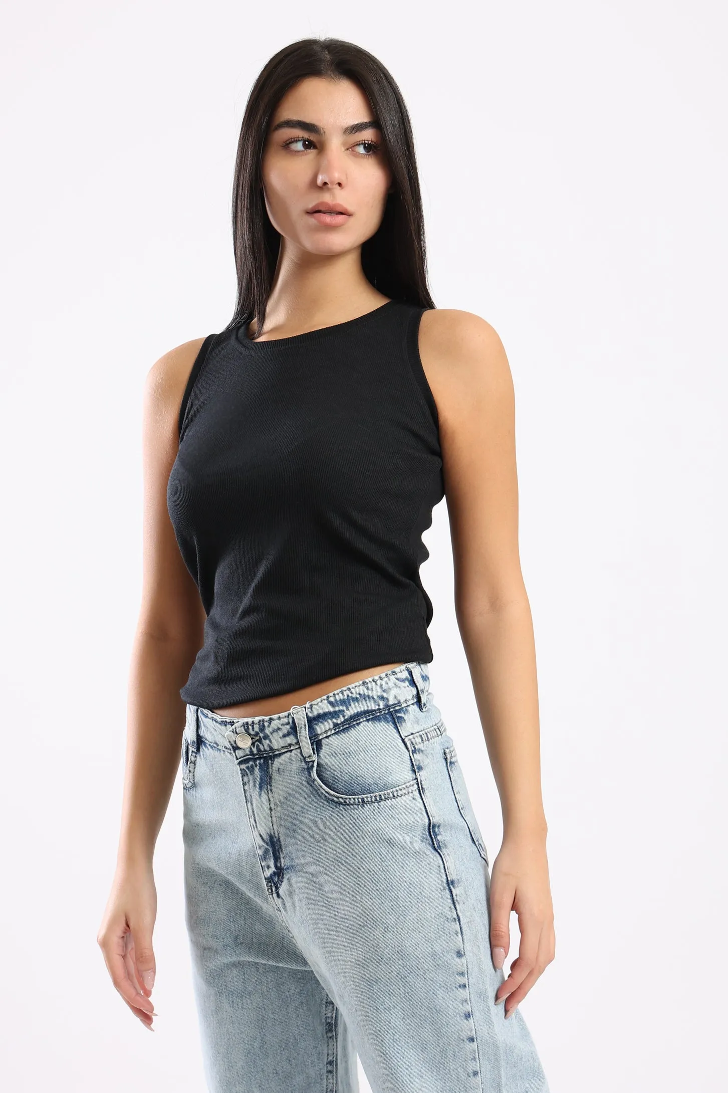 SLEEVELESS KNIT RIBBED TOP - BLACK